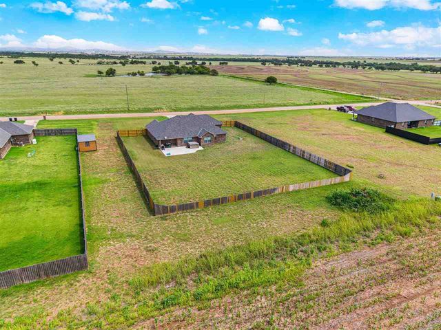 11325 SW Woodlawn Rd, Lawton, OK 73505