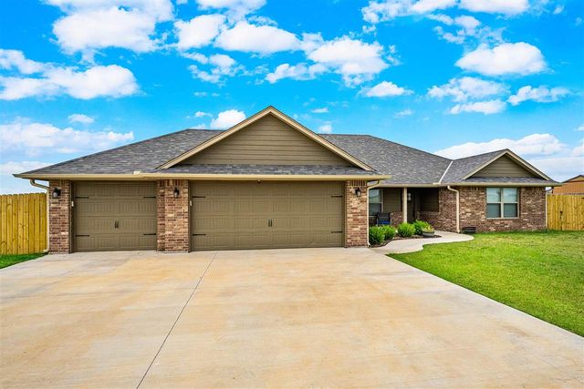 11325 SW Woodlawn Rd, Lawton, OK 73505