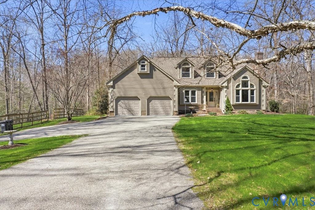 3520 Mill Rd, Hopewell, VA 23860