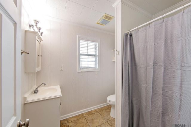 988 Four Point Rd, Dulac, LA 70353