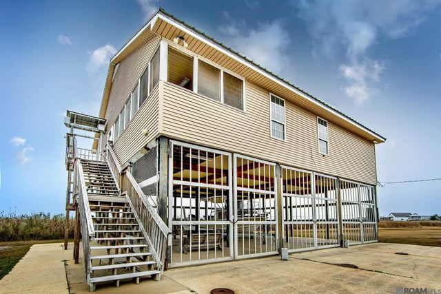 988 Four Point Rd, Dulac, LA 70353