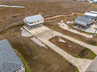 988 Four Point Rd, Dulac, LA 70353