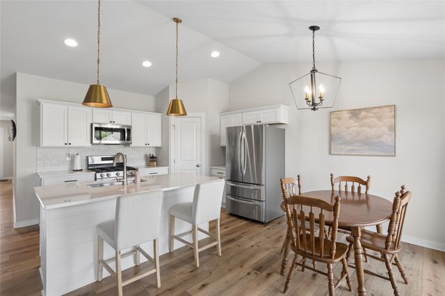 1500 Red Cedar Lane, Granger, IA 50109
