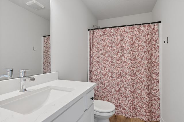 1500 Red Cedar Lane, Granger, IA 50109