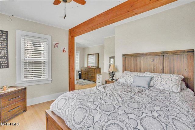 1472 Baker Avenue, Niskayuna, NY 12309