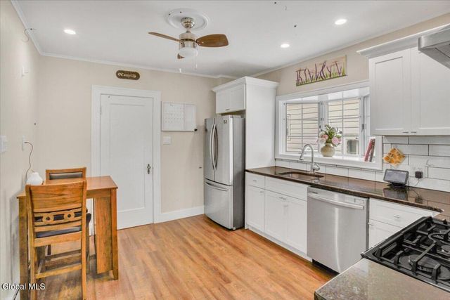 1472 Baker Avenue, Niskayuna, NY 12309