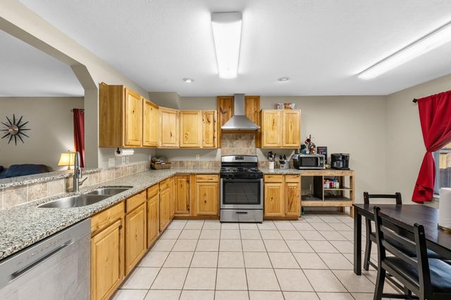 3115 Centennial Village Drive, Pearland, TX 77584