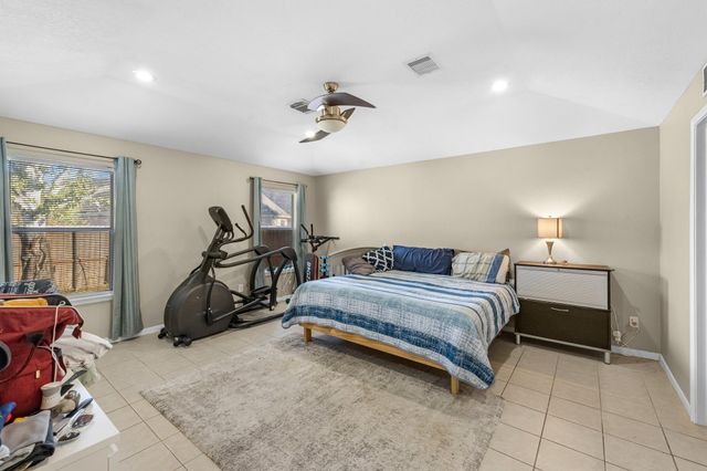 3115 Centennial Village Drive, Pearland, TX 77584