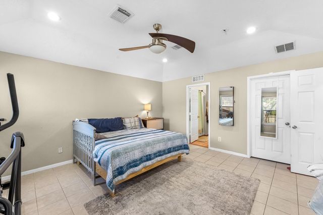 3115 Centennial Village Drive, Pearland, TX 77584