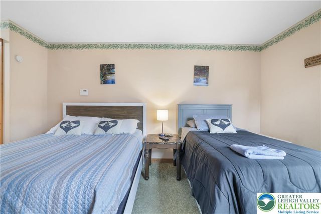 426 Oak Court, Jackson Twp, PA 18372