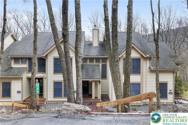 426 Oak Court, Jackson Twp, PA 18372