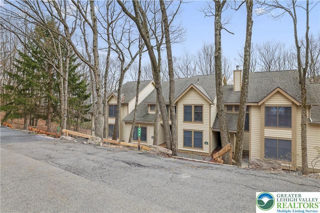 426 Oak Court, Jackson Twp, PA 18372