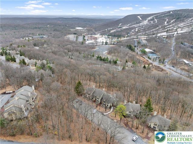 426 Oak Court, Jackson Twp, PA 18372