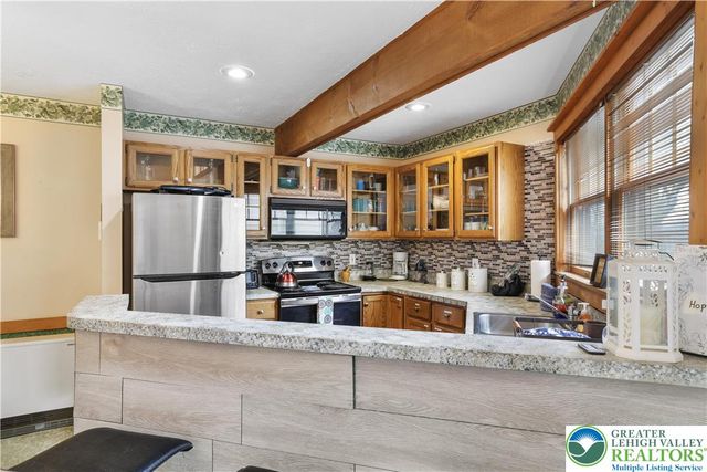 426 Oak Court, Jackson Twp, PA 18372