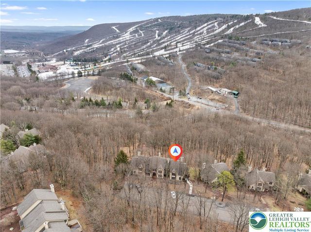 426 Oak Court, Jackson Twp, PA 18372