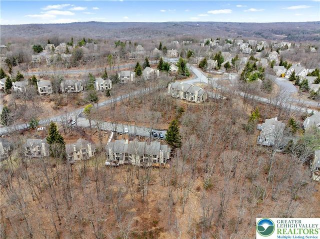 426 Oak Court, Jackson Twp, PA 18372