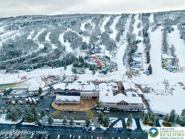 426 Oak Court, Jackson Twp, PA 18372