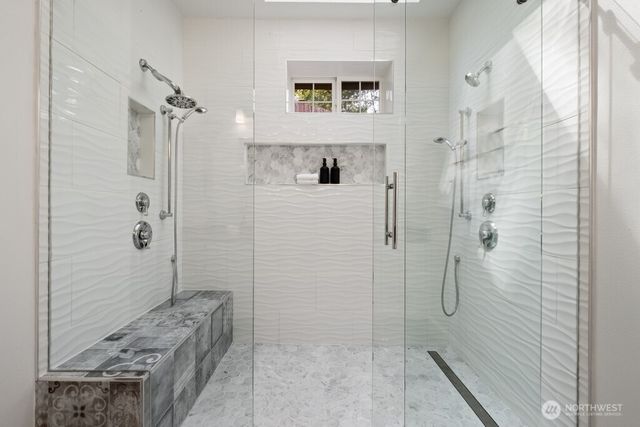 17247 SE 54th Place, Bellevue, WA 98006