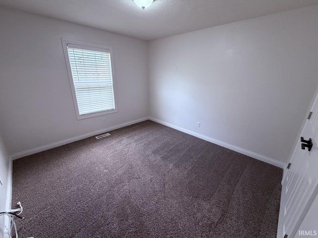 9301 Hedgewood Court, Evansville, IN 47725