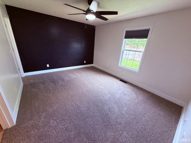 9301 Hedgewood Court, Evansville, IN 47725