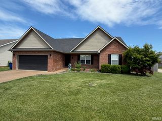 9301 Hedgewood Court, Evansville, IN 47725