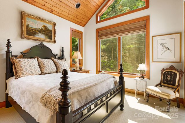 197 Cherry Knob Drive, Mars Hill, NC 28754