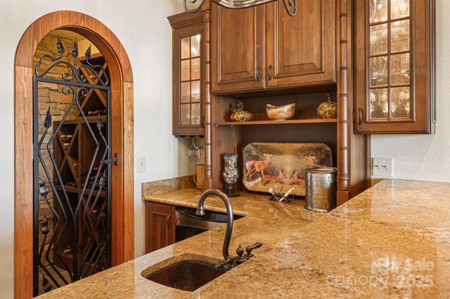 197 Cherry Knob Drive, Mars Hill, NC 28754