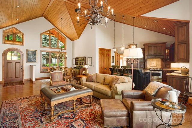 197 Cherry Knob Drive, Mars Hill, NC 28754