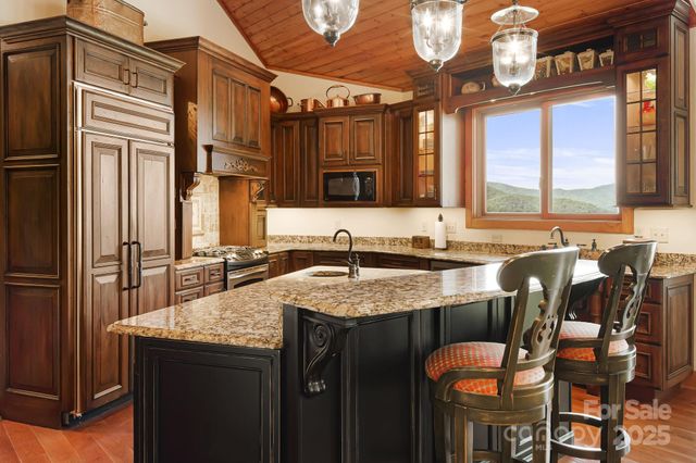 197 Cherry Knob Drive, Mars Hill, NC 28754