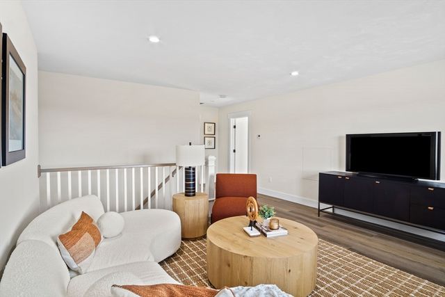 5 Chartwell 87, Worcester, MA 01609