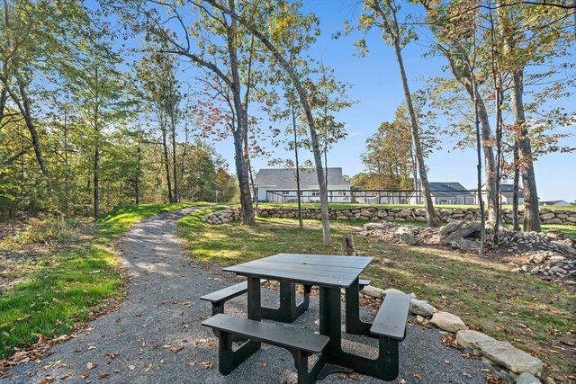 5 Chartwell 87, Worcester, MA 01609