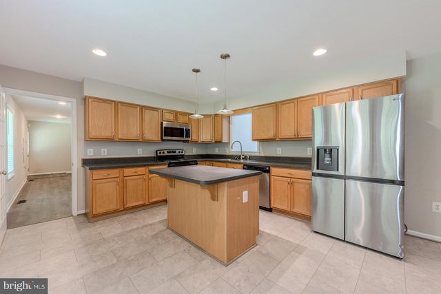 5586 MCBRIDE PL, Hughesville, MD 20637