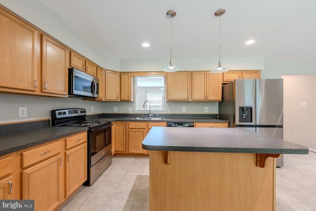 5586 MCBRIDE PL, Hughesville, MD 20637