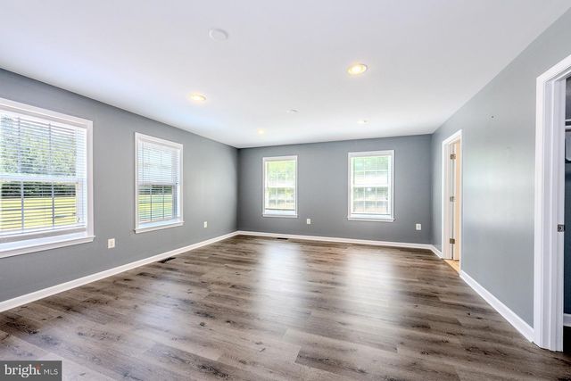 5586 MCBRIDE PL, Hughesville, MD 20637