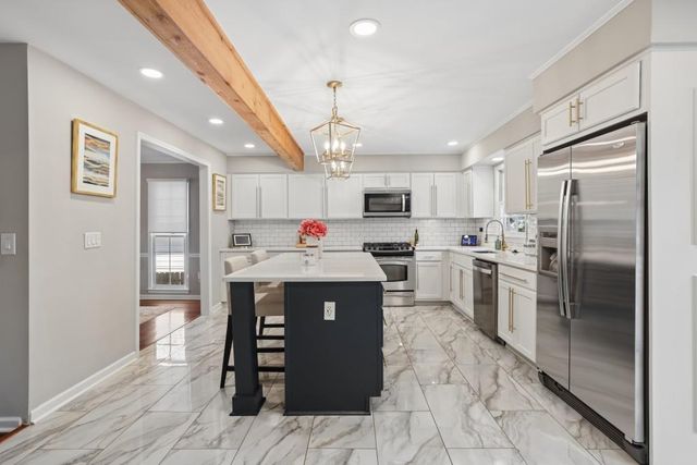 1132 Oakland Trace NE, Brookhaven, GA 30319
