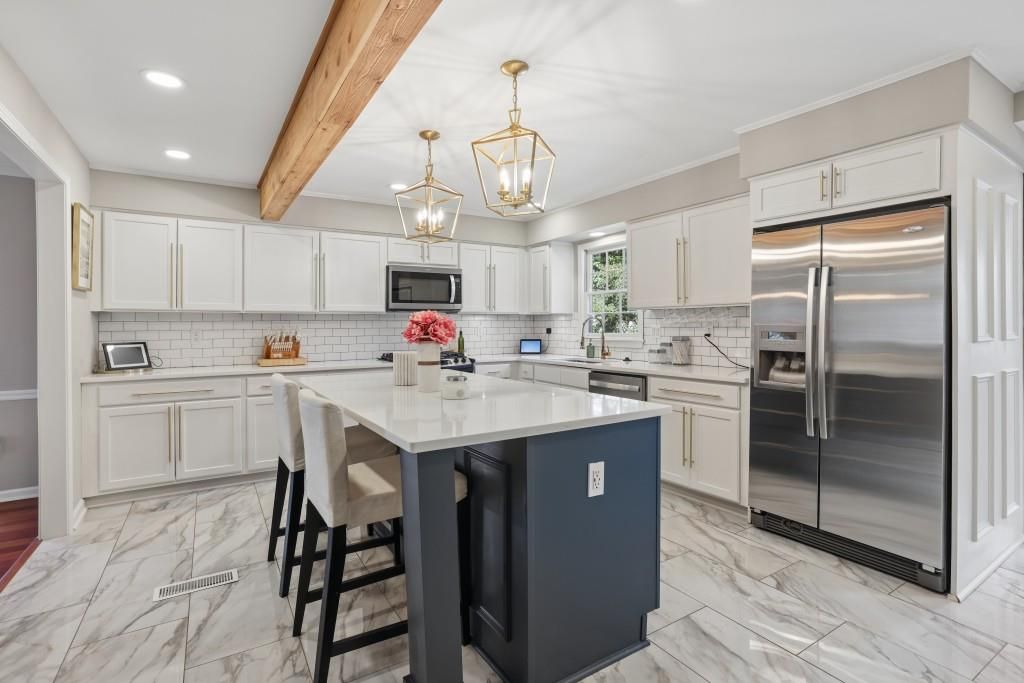Image 23 of property listing at 1132 Oakland Trace NE, Brookhaven, GA 30319