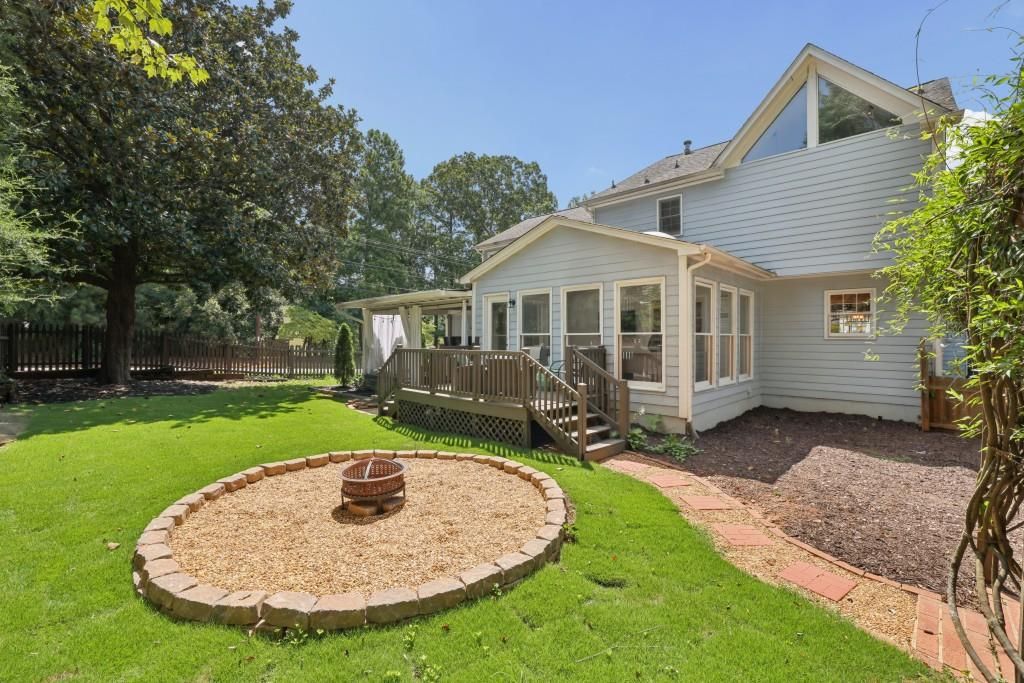 Image 51 of property listing at 1132 Oakland Trace NE, Brookhaven, GA 30319