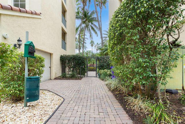 720 S Sapodilla Avenue 304, West Palm Beach, FL 33401