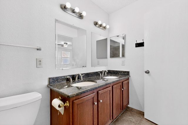 2016 Swenson Court, Grand Prairie, TX 75052