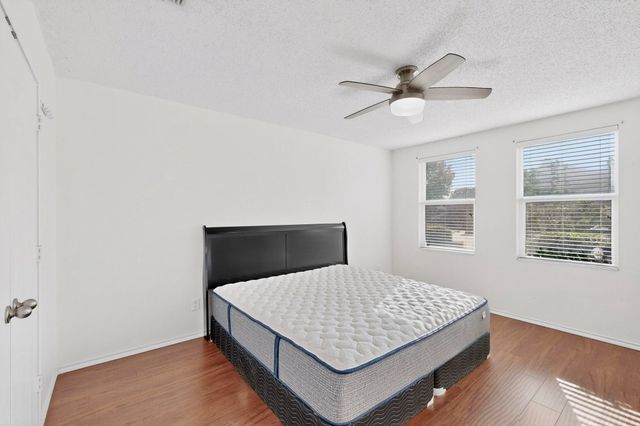 2016 Swenson Court, Grand Prairie, TX 75052