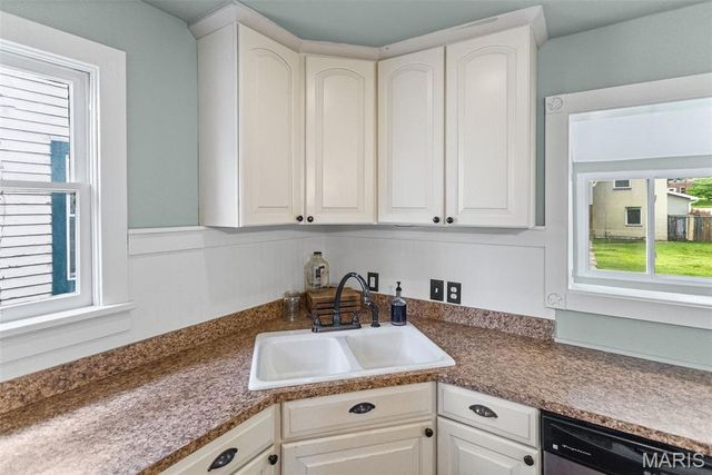 329 Houston Street, St Charles, MO 63301