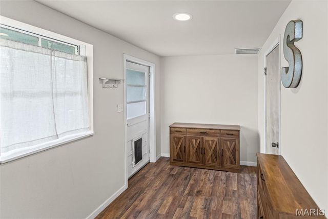 329 Houston Street, St Charles, MO 63301