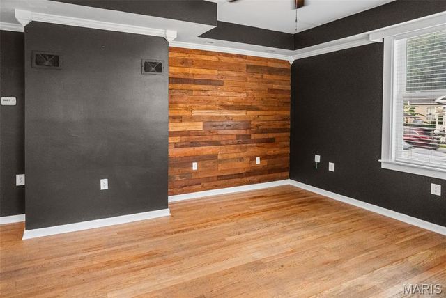 329 Houston Street, St Charles, MO 63301