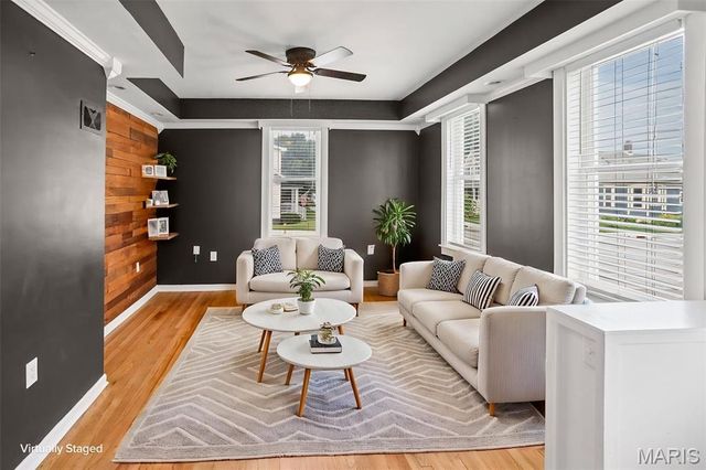 329 Houston Street, St Charles, MO 63301