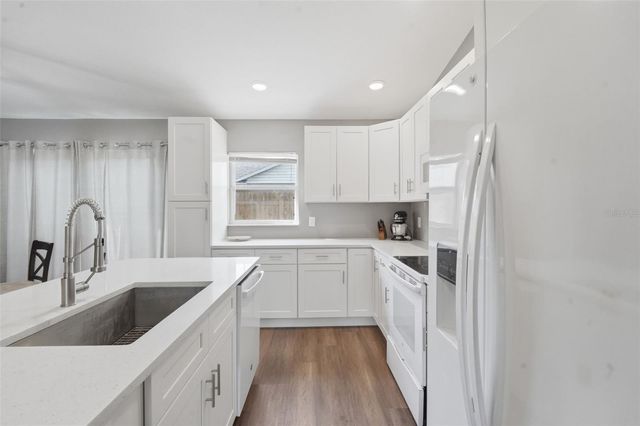 205 S SPARKMAN AVENUE, Orange City, FL 32763