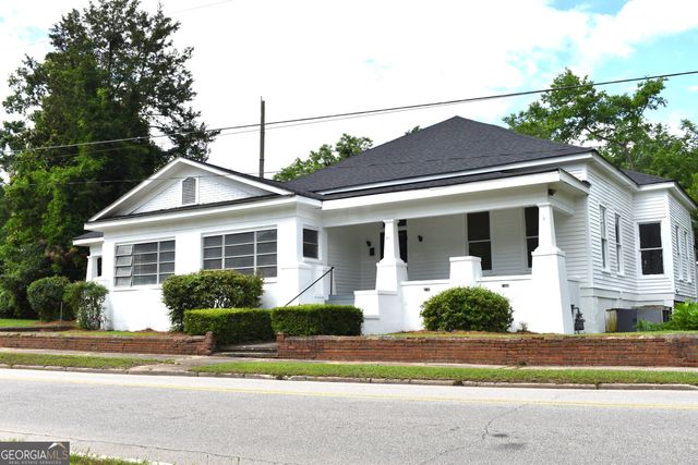 210 E Church Street, Sandersville, GA 31082