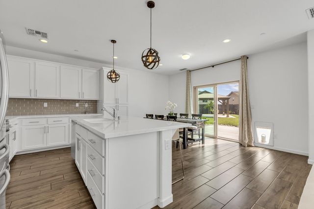 2816 Balaton Ct, Antelope, CA 95843