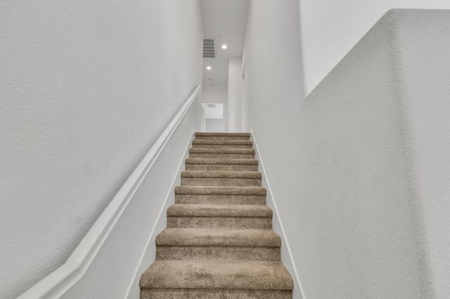 2816 Balaton Ct, Antelope, CA 95843