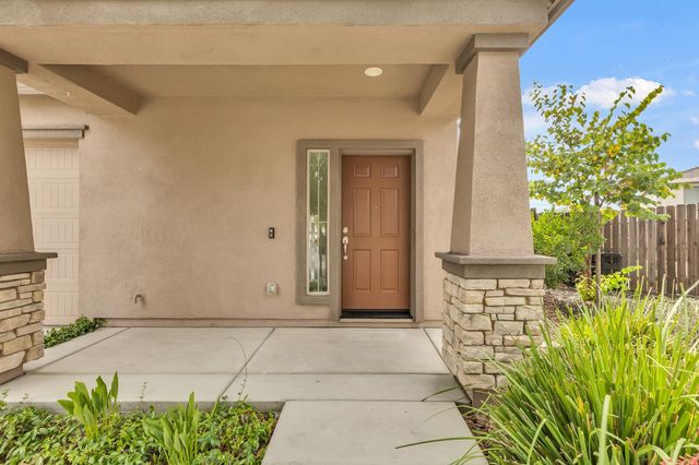 2816 Balaton Ct, Antelope, CA 95843