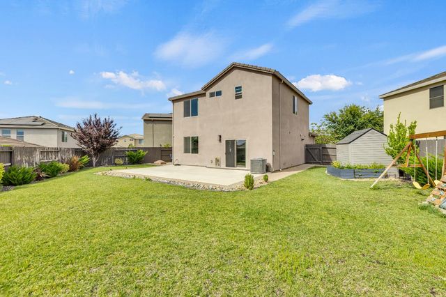 2816 Balaton Ct, Antelope, CA 95843